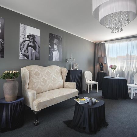 Boutique Hotel Chevalier By Bura Hotels - Adults Only Medulin Kültér fotó