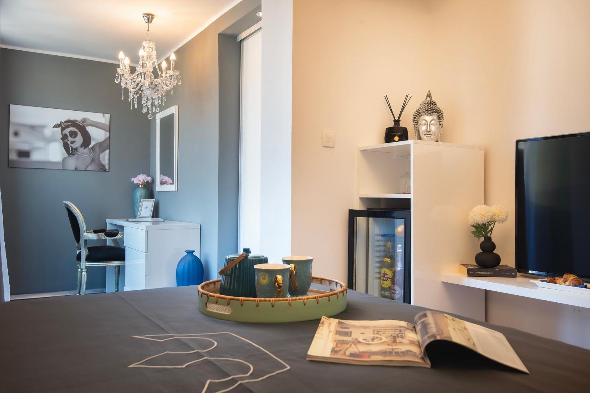 Boutique Hotel Chevalier By Bura Hotels - Adults Only Medulin Kültér fotó
