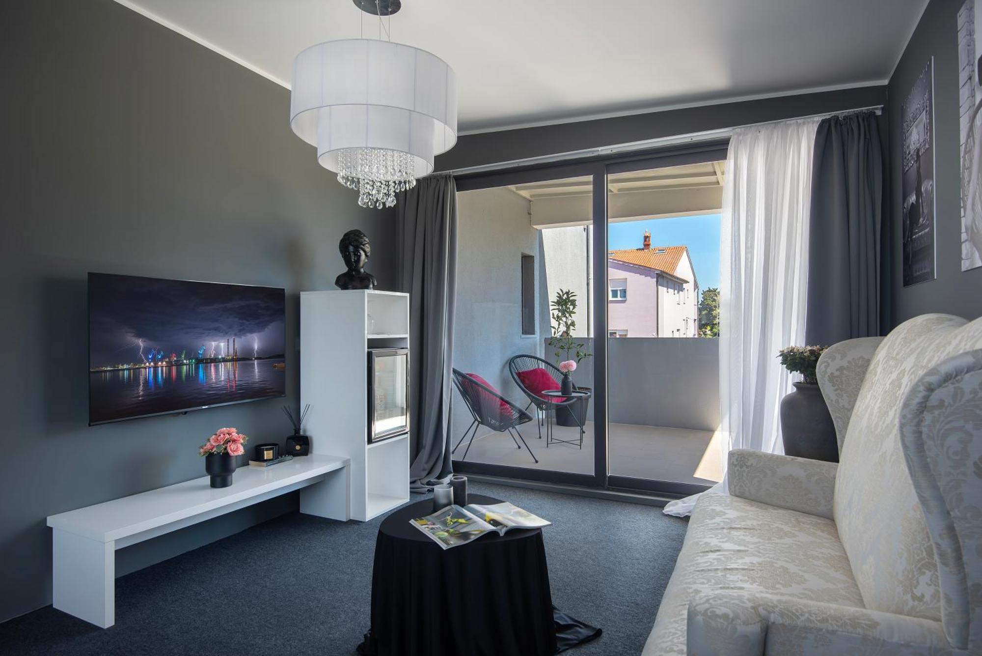 Boutique Hotel Chevalier By Bura Hotels - Adults Only Medulin Kültér fotó